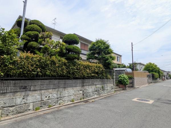 生駒郡斑鳩町服部２丁目の土地