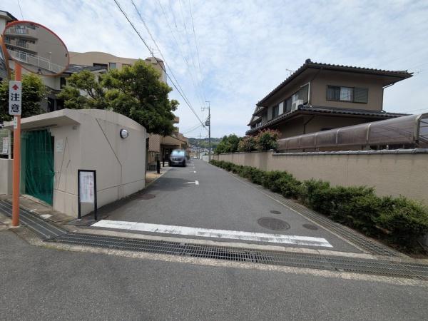 ローレルコート王寺