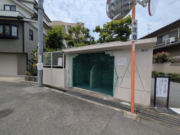 ローレルコート王寺