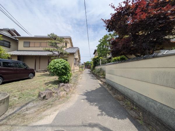 生駒郡斑鳩町興留１丁目の土地