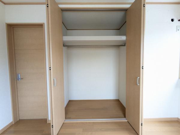 香芝市磯壁４丁目の中古一戸建て