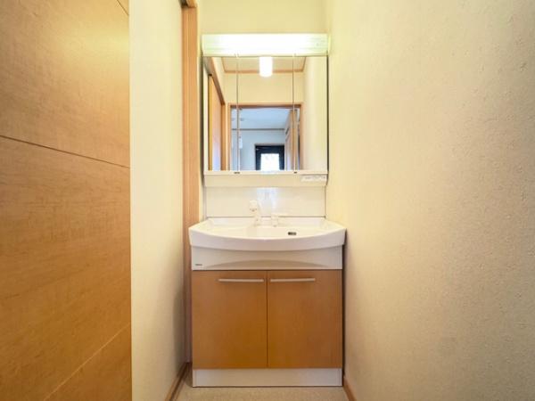 香芝市磯壁４丁目の中古一戸建て