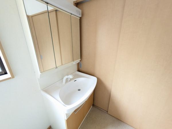 香芝市磯壁４丁目の中古一戸建て
