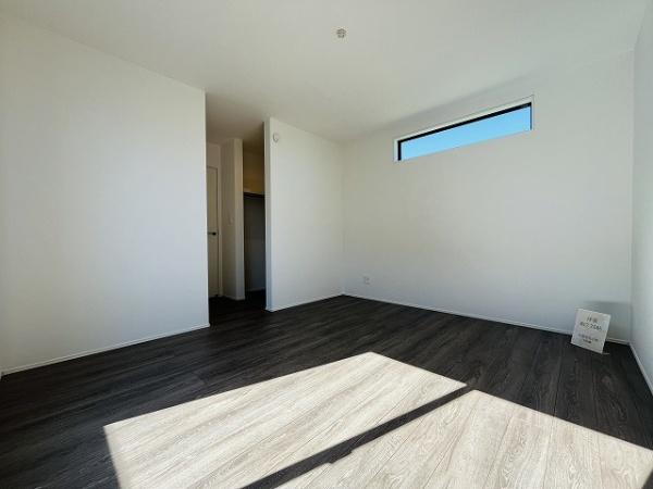 天理市石上町 3号棟 新築戸建(寝室)