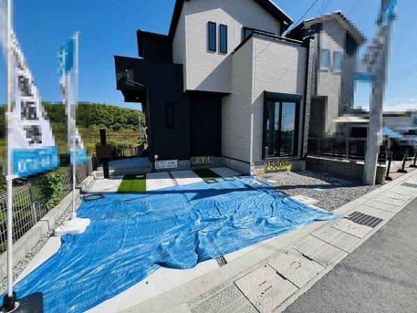 天理市石上町 3号棟 新築戸建(駐車場)
