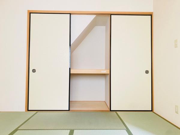 香芝市磯壁４丁目の中古一戸建て