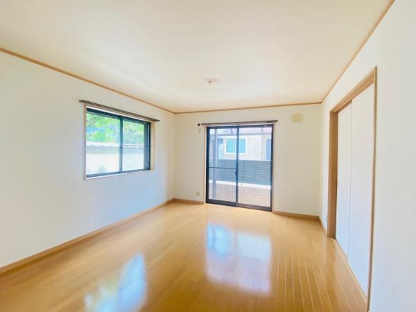 香芝市磯壁４丁目の中古一戸建て
