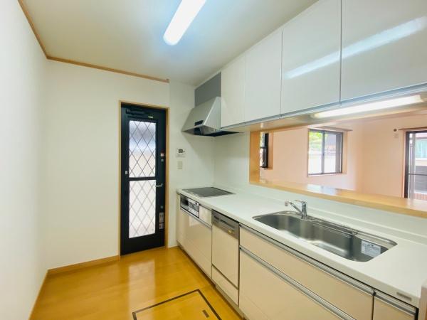 香芝市磯壁４丁目の中古一戸建て