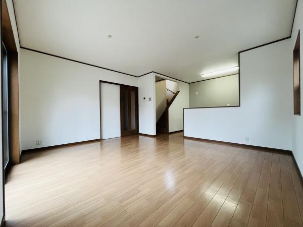 橿原市小槻町　中古戸建