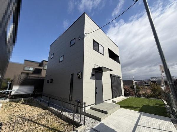 大和高田市東雲町の中古一戸建て