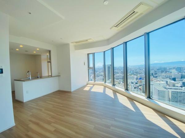 プレミストタワー大阪新町ローレルコート