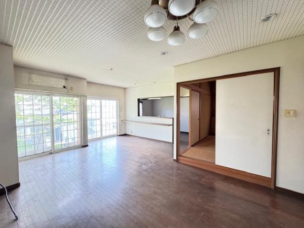 北葛城郡上牧町松里園３丁目の中古一戸建て