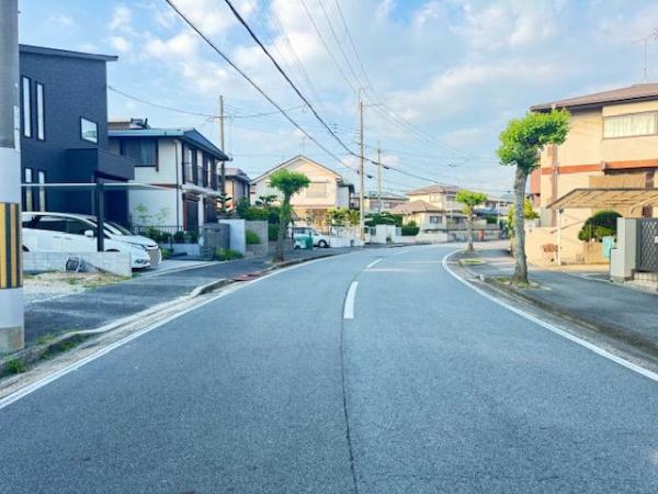 香芝市西真美２丁目の土地