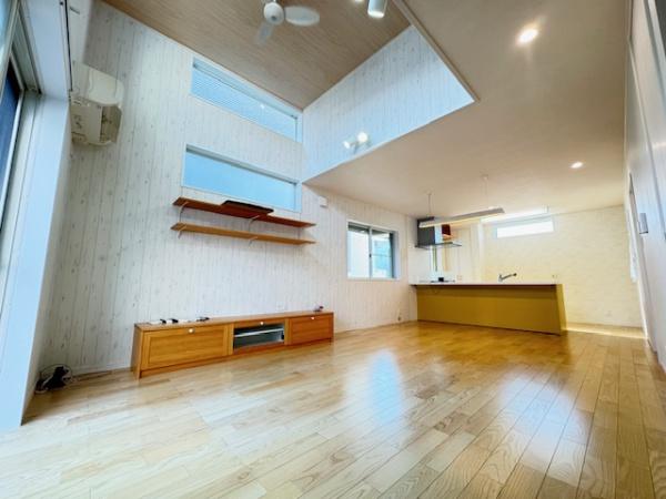 香芝市五位堂１丁目の中古一戸建て