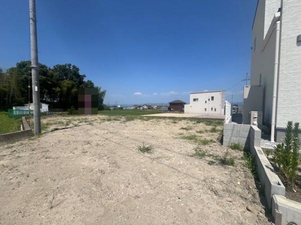 北葛城郡広陵町大字三吉の土地