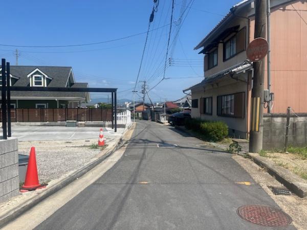 北葛城郡広陵町大字三吉の土地