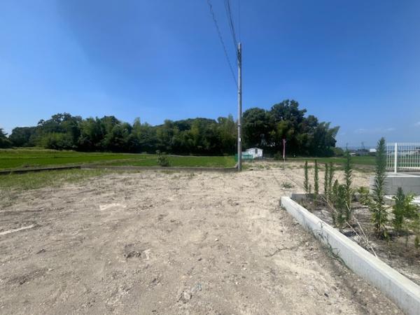 北葛城郡広陵町大字三吉の土地
