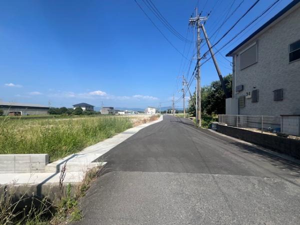 北葛城郡広陵町大字萱野の土地