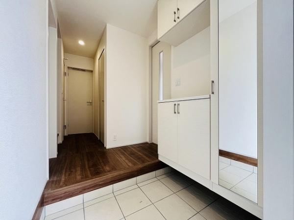 川西町結崎　2号棟　新築戸建