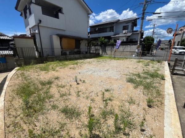 香芝市逢坂４丁目の土地