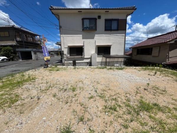 香芝市逢坂４丁目の土地