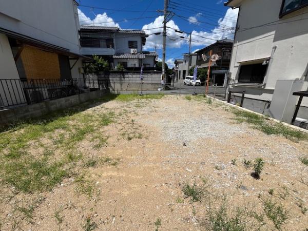 香芝市逢坂４丁目の土地