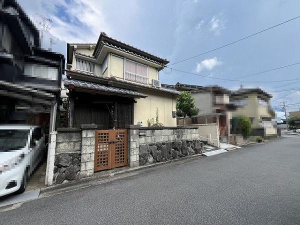 橿原市曲川町６丁目の土地