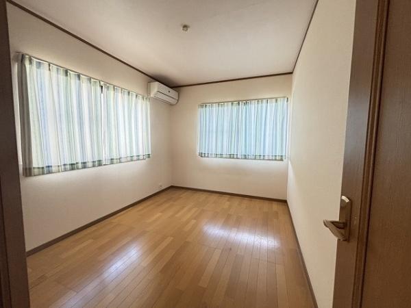 橿原市鳥屋町の中古一戸建て