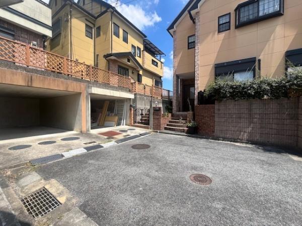 香芝市下田東３丁目の中古一戸建て