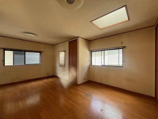 香芝市下田東３丁目の中古一戸建て