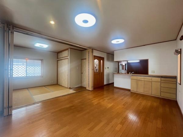 香芝市下田東3丁目　中古戸建