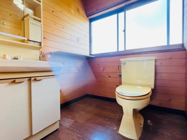 生駒郡斑鳩町阿波２丁目の中古一戸建て