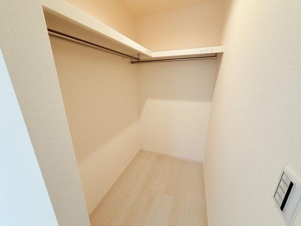 天理市指柳町2期　5号棟　新築戸建
