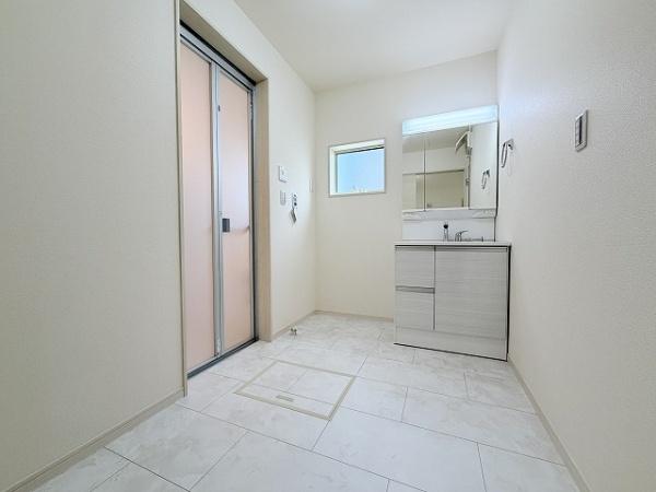天理市指柳町2期　5号棟　新築戸建