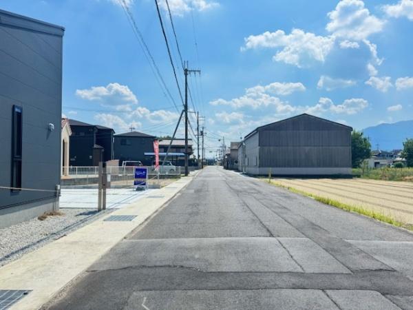 葛城市笛堂３期　２号棟　新築戸建