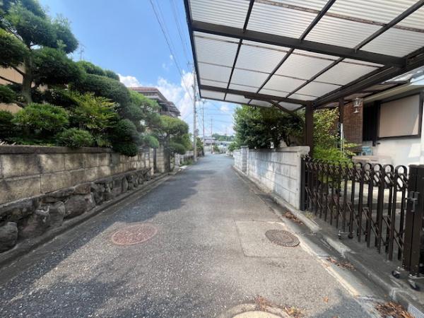 北葛城郡上牧町松里園3丁目　中古戸建