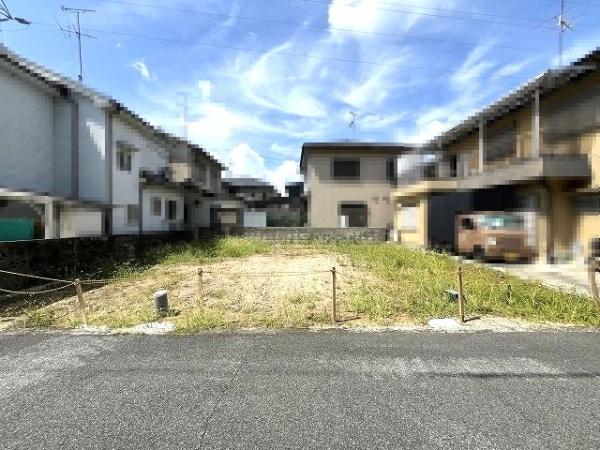 橿原市中曽司町の土地