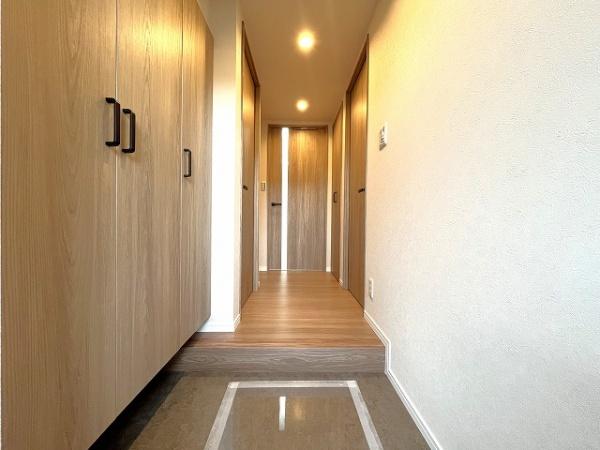 ウィルコート八木(玄関)