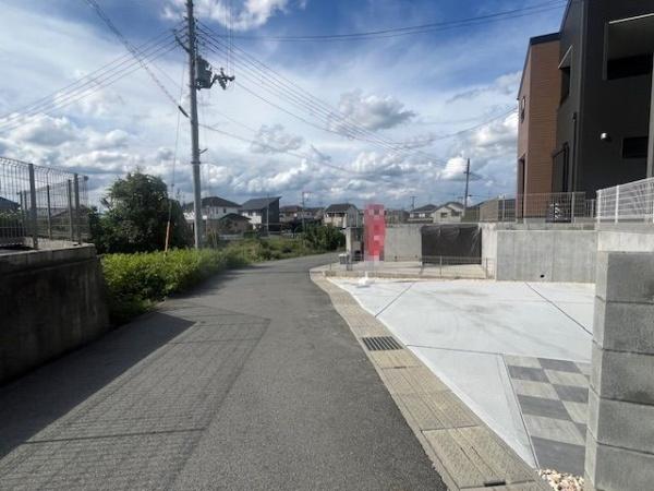 北葛城郡広陵町大字三吉元赤部方　新築戸建