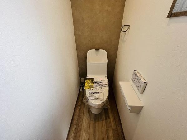 橿原市曲川町3丁目 3号地 新築戸建(トイレ)