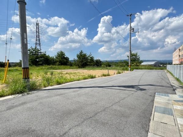 北葛城郡上牧町ささゆり台３丁目の土地