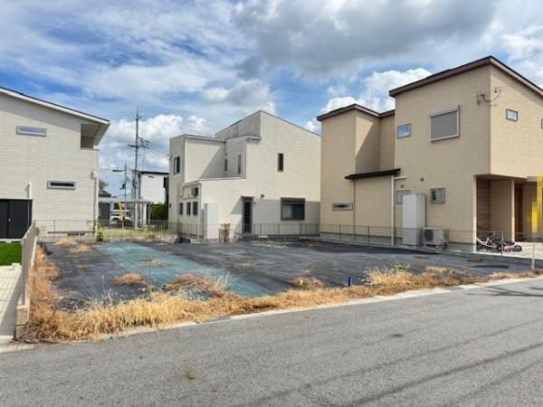 北葛城郡広陵町大字三吉の土地