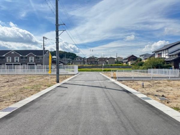 北葛城郡広陵町大字三吉の土地