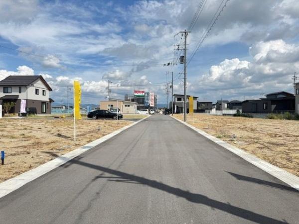 北葛城郡広陵町大字三吉の土地