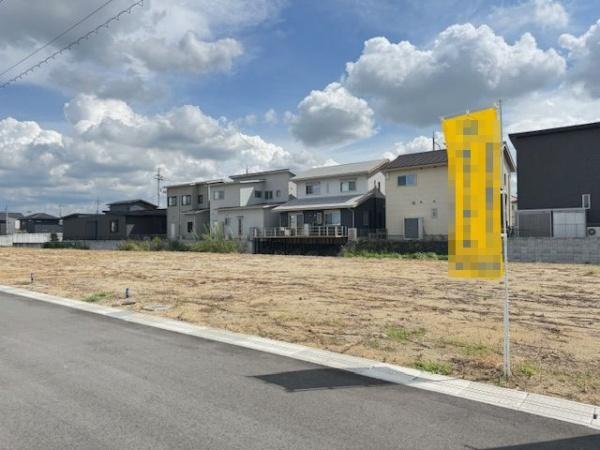 北葛城郡広陵町大字三吉の土地