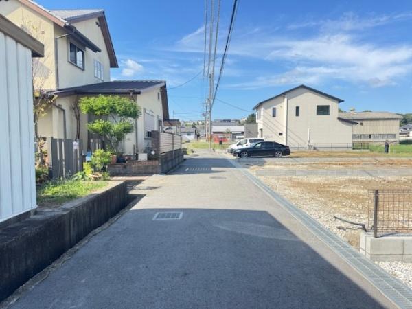 香芝市平野　新築戸建　2号棟