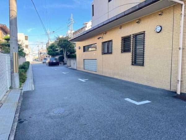 ローレルコート王寺