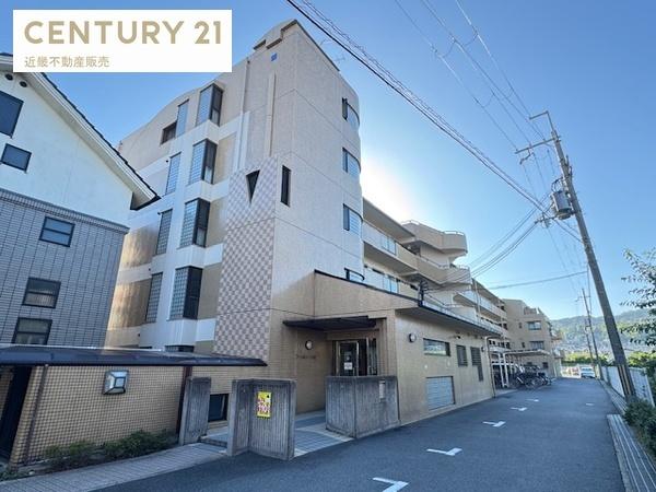 ローレルコート王寺