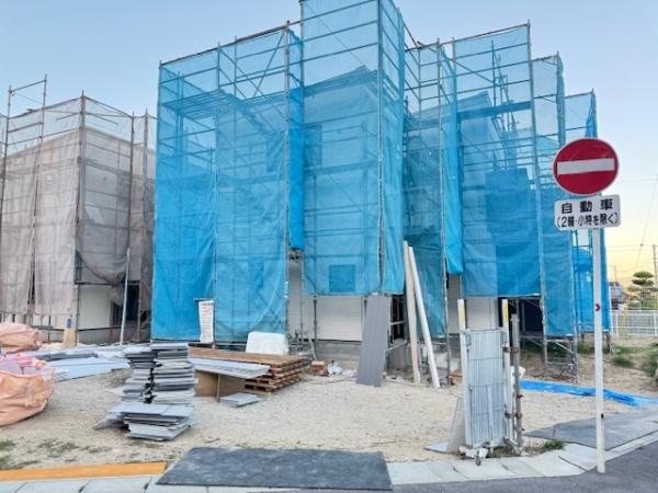 北葛城郡第5広陵町大野4号棟 新築戸建(前面道路含む現地写真)