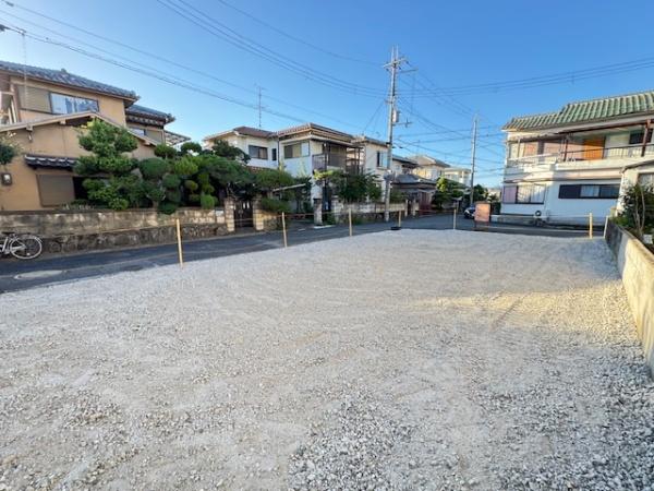北葛城郡上牧町松里園３丁目の土地